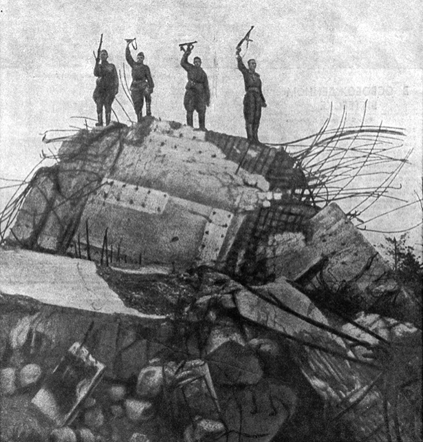 На развалинах линии Маннергейма. Журнал «Огонек», №22, 1944 год