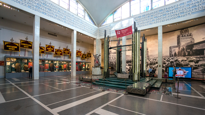 Точная копия Знамени Победы в Центральном музее Вооружённых Сил в Москве