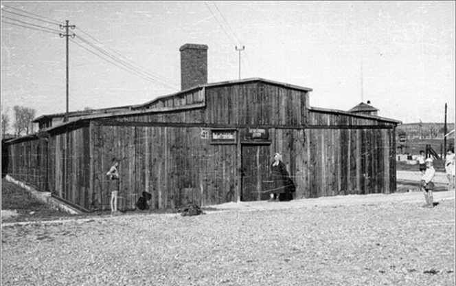 Здание № 41, в котором размещались газовые камеры в лагере Майданек