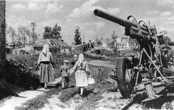 Окраина освобождённого Брянска, сентябрь  1943 года