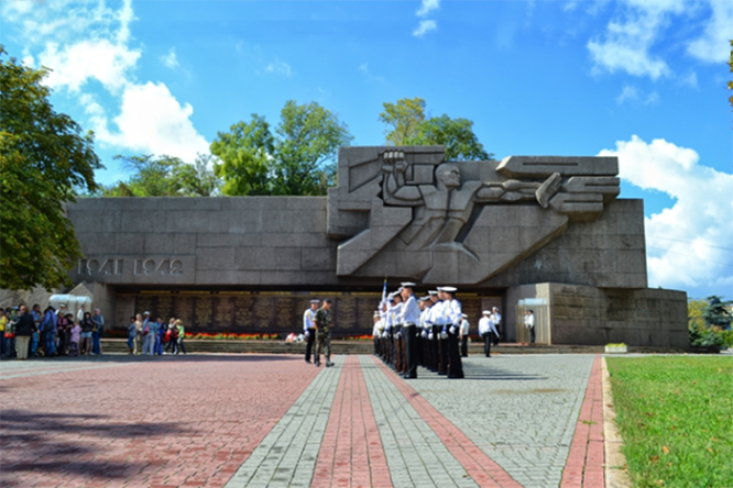 Мемориал героической обороны Севастополя 1941–1942 гг.