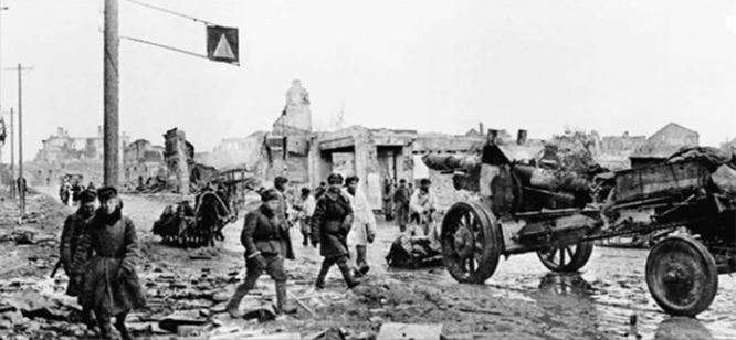 Калинин после уличных боев.