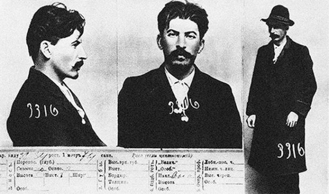 В период с 1902–1913 гг. Иосифа Сталина восемь раз подвергали аресту.