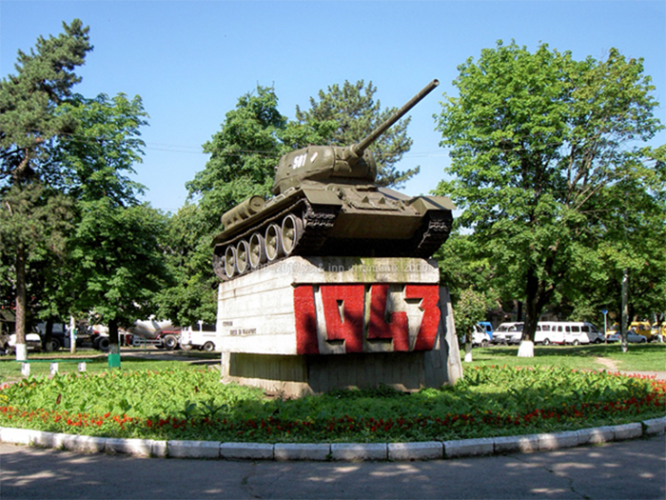 Монумент «Героям боев за Нальчик. 1943».