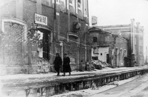 Вокзал ст. Курск после освобождения города от немецко-фашистских оккупантов.