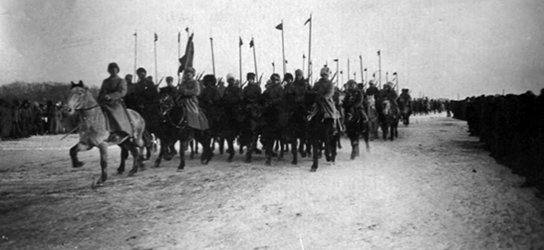 Парад частей Красной Армии в Омске. 1921 г.
