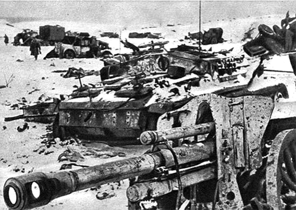 Уничтоженная немецкая техника после сражения под Корсунь-Шевченковским. Февраль 1944 г.