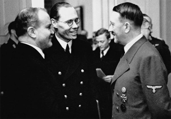 Вячеслав Молотов и Адольф Гитлер