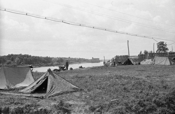 Первомайск Вид на гидроэлектростанцию на реке Буг. 1941 г.