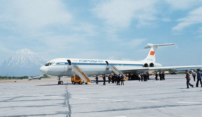 Первый гражданский реактивный самолет Ил-62М