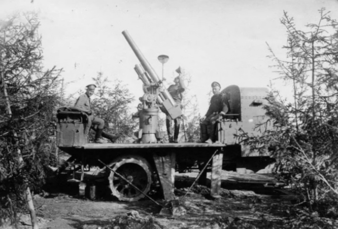 76-мм зенитное орудие образца 1915 года, применяемое вооруженными силами Российской Империи / СССР в ходе Первой и Второй Мировой войны