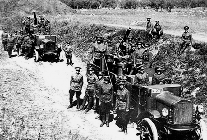 Русские зенитные пушки на базе американских грузовиков White TCB, 1919 г.