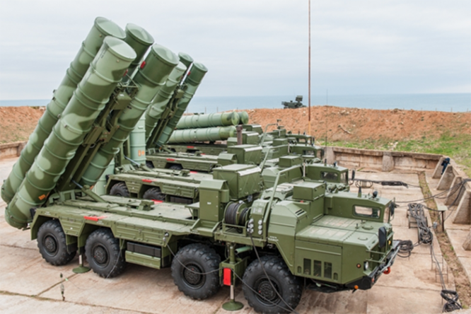 Российские зенитные ракетные системы С-400 «Триумф»