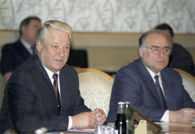Борис Ельцин и Виктор Черномырдин