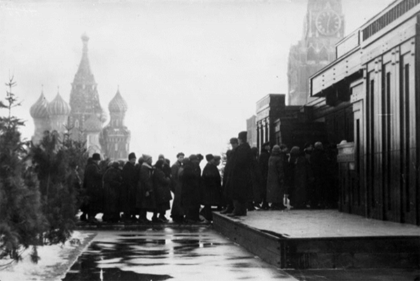 Деревянный Мавзолей Ленина, 1925 г.