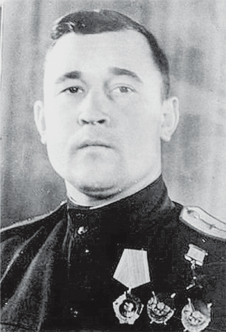Николай Пантелеевич Дунаев свой последний бой провел в небе над Берлином.