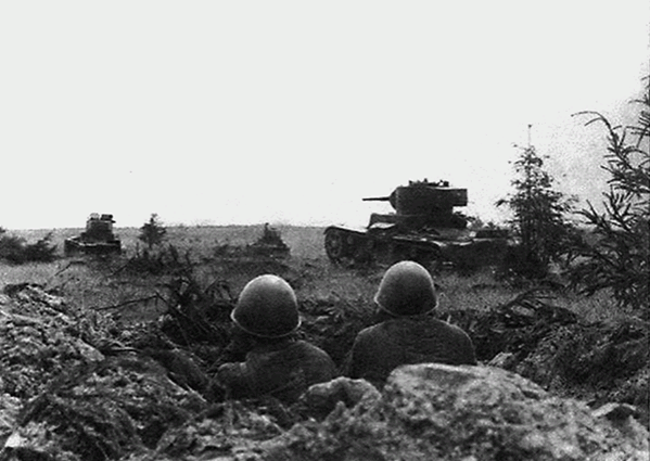 Советские солдаты в Смоленском сражении