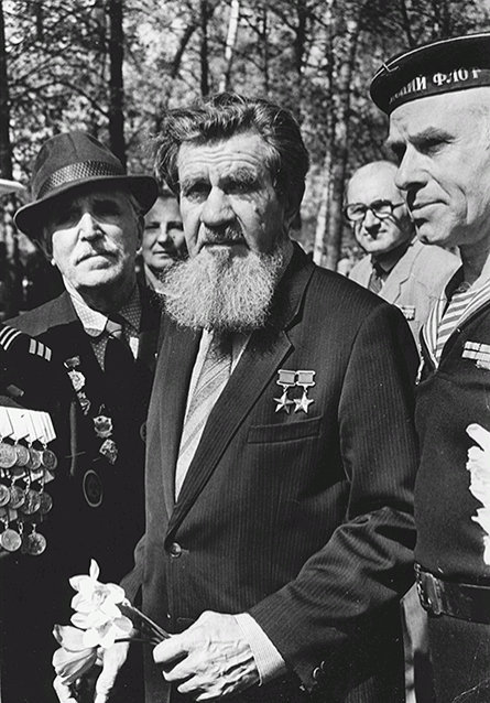 Виктор Николаевич Леонов на встрече ветеранов