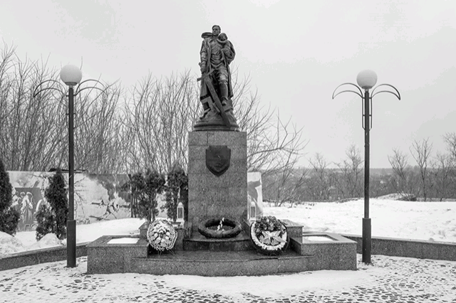 Памятник Воину-освободителю на территории мемориального комплекса «Соборная гора» в Серпухове